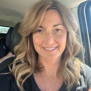 Meet your Posher, Traci